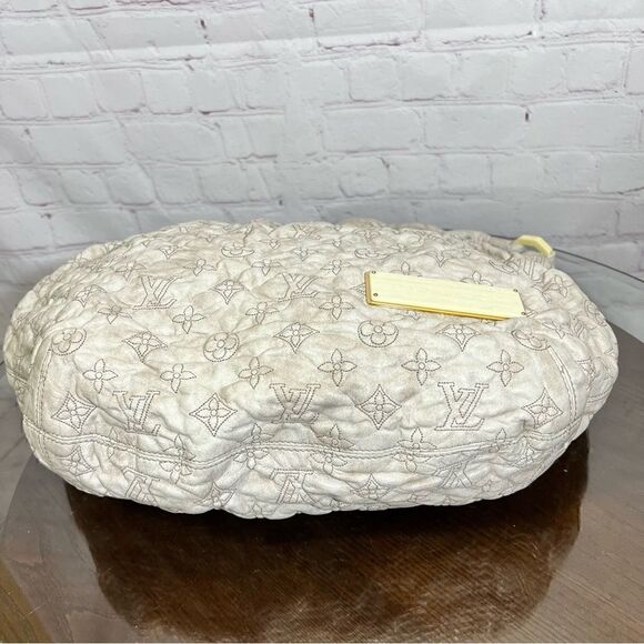 LOUIS VUITTON Monogram Olympe Nimbus PM 18x12 embossed leather EUC - Picture 10 of 17